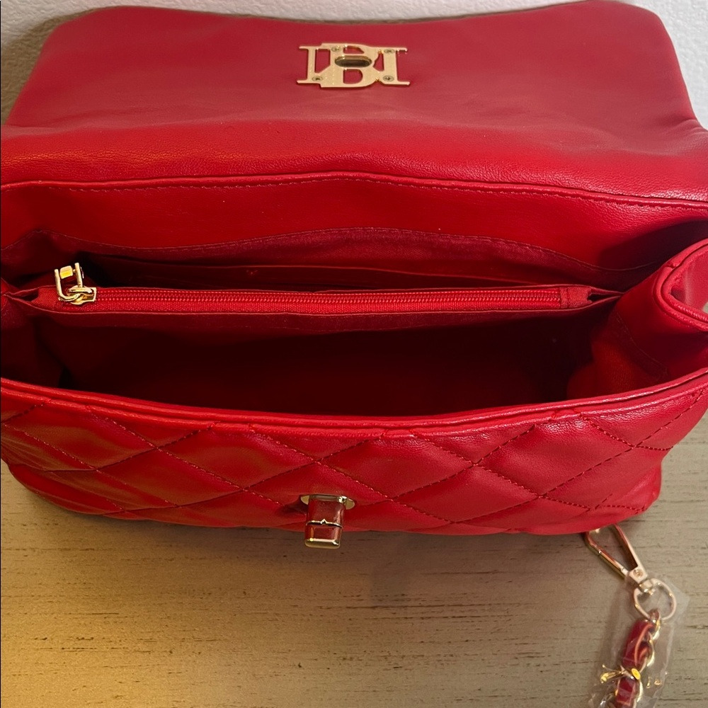 Badgley Mischka Red Quilted Crossbody Bag - Picture 5 of 6